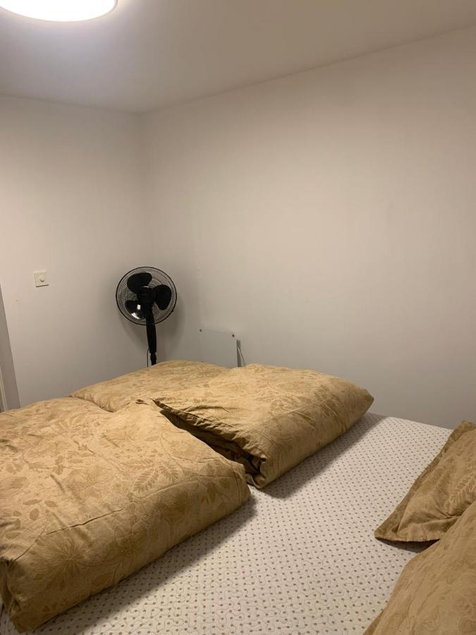 Beautiful 2 Rooms Apartment In Klofta,Near Oslo Airport& Oslo Exteriör bild