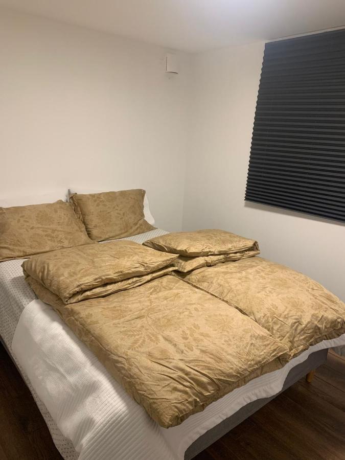 Beautiful 2 Rooms Apartment In Klofta,Near Oslo Airport& Oslo Exteriör bild