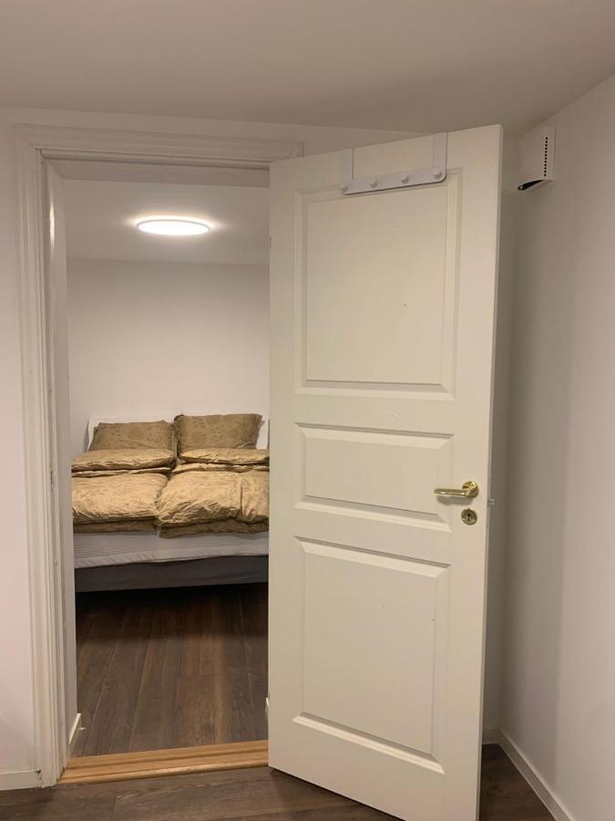 Beautiful 2 Rooms Apartment In Klofta,Near Oslo Airport& Oslo Exteriör bild