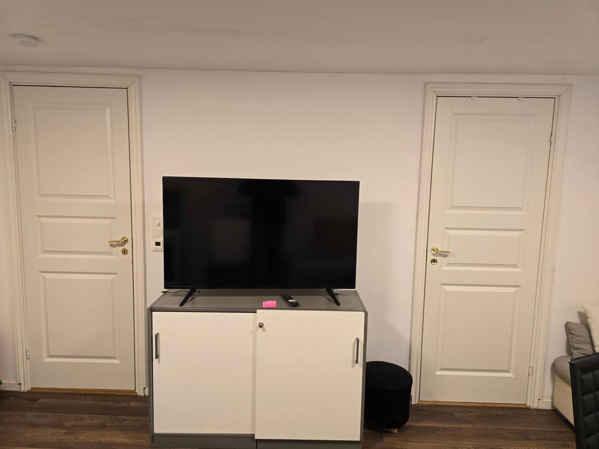 Beautiful 2 Rooms Apartment In Klofta,Near Oslo Airport& Oslo Exteriör bild
